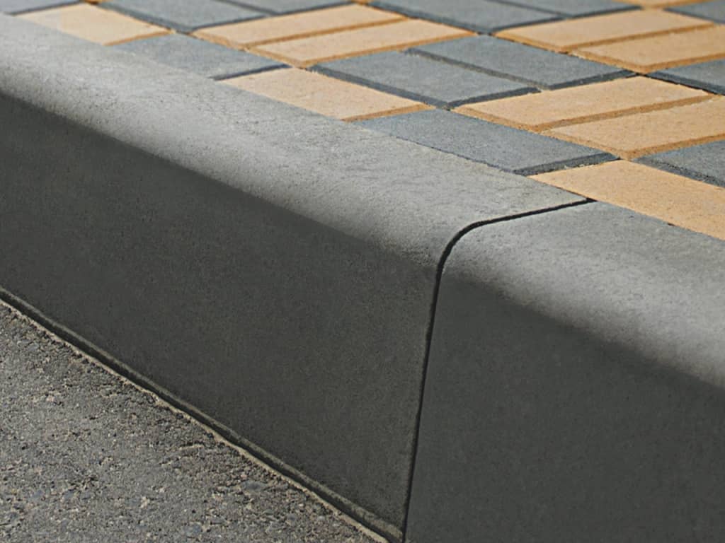 Продажа дорожного бордюра в Новой Ладоге